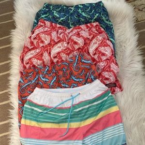 Vineyard Vines lot of Men’s Swim Trunks 🩳